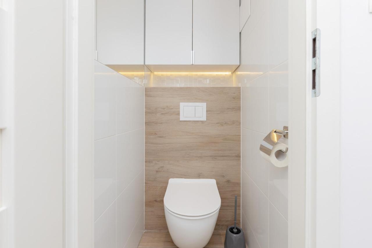 Warsaw Portofino Apartment By Noclegi Renters Exterior photo